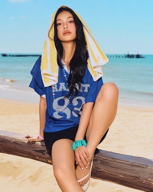 Bad Rabbit Kampagne: Youth Rabbit Jersey am Strand
