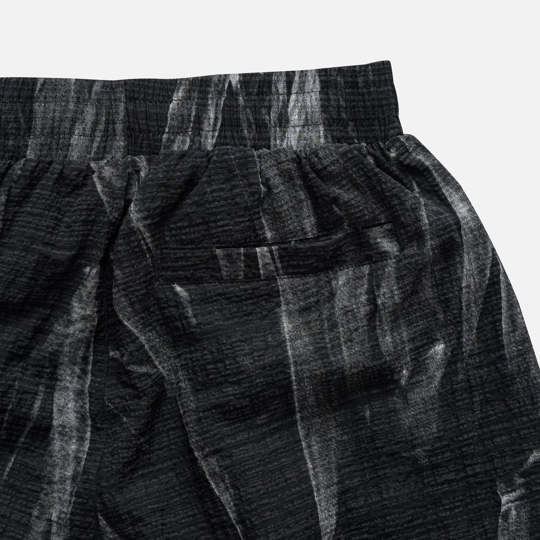 Basis Casual Shorts von Bad Habits, Patterned Black, Bild 5