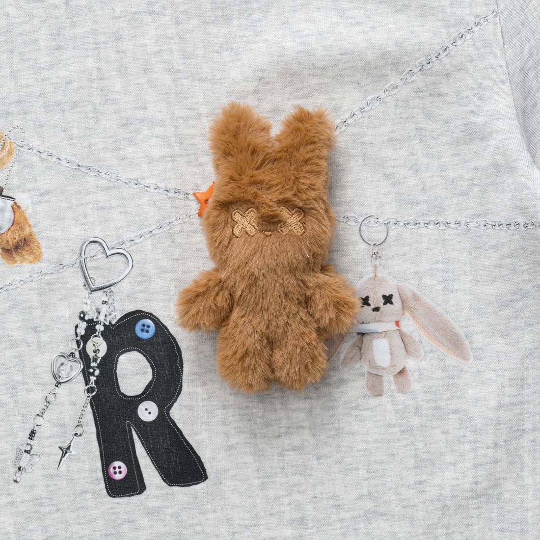 Charm Club Boxy Tee von Bad Rabbit, Light Ash Grey, Bild 4