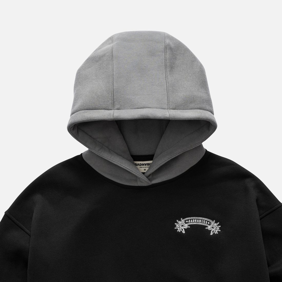 De Base Boxy Hoodie von Bad Habits, Black, Bild 2