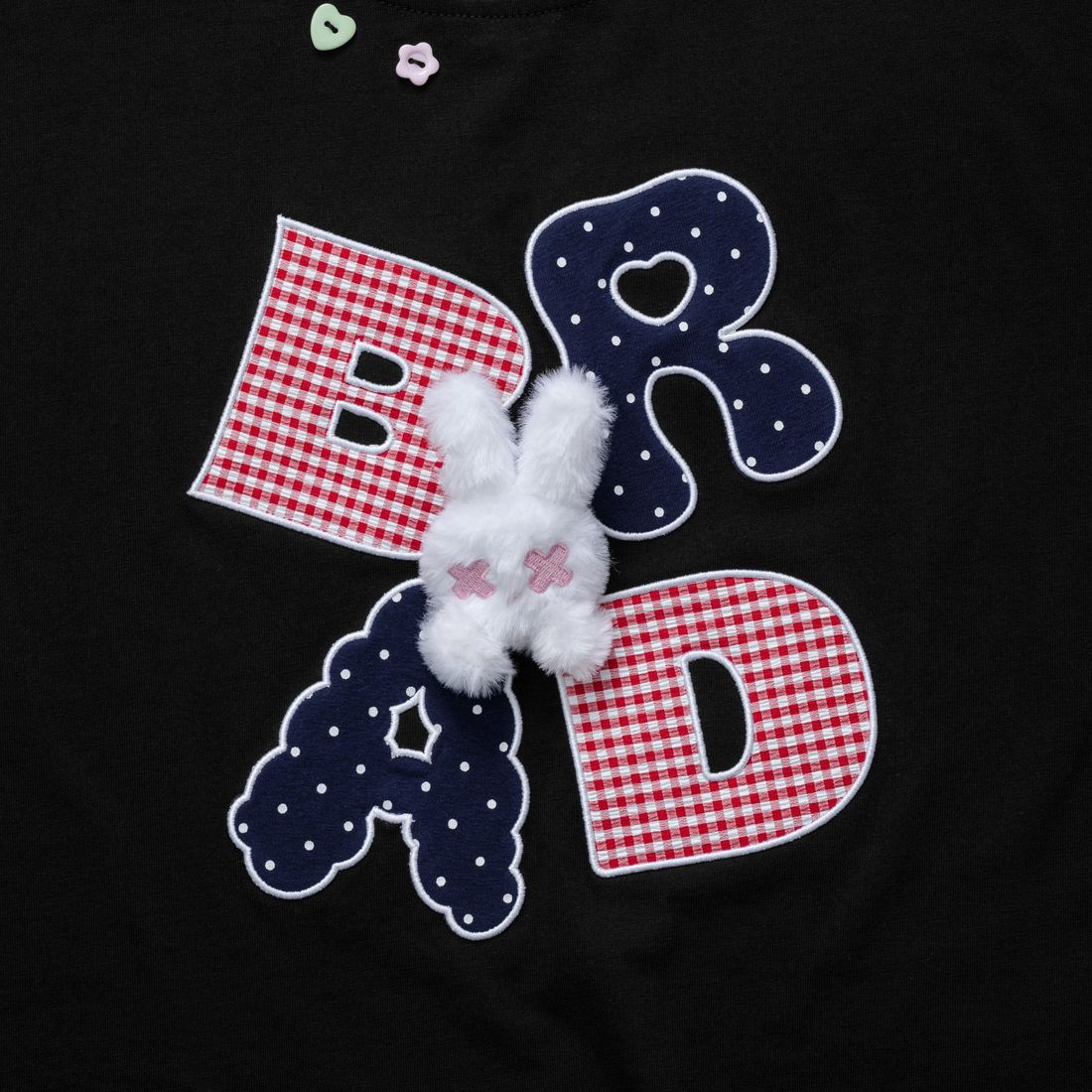 Pique-Nique Rabbit Boxy Tee von Bad Rabbit, Black, Bild 2