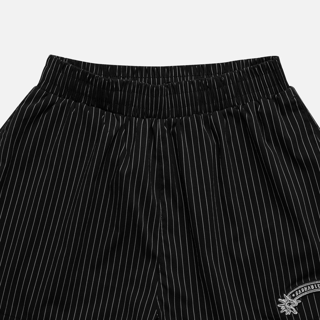 Striped Casual Shorts von Bad Habits, Black And White Stripe, Bild 3
